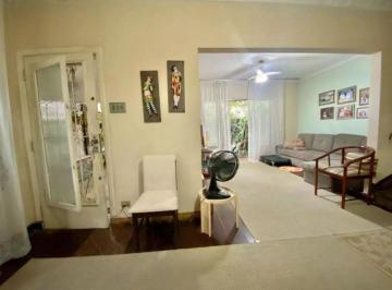 Casa · 145m² · 3 Quartos · 2 Vagas · Casa de três dormitórios. 170 m2. A duas quadras da praia