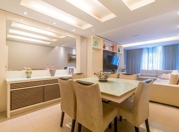 Apartamento de 3 quartos, Rio de Janeiro · Copacabana 100% Reformado de 156m com 3 Quartos e 2 Vagas na Miguel de Lemos
