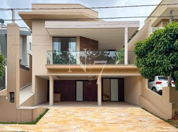 Casa · 205m² · 3 Quartos · 4 Vagas · Linda Casa em Condomínio Fechado dentro de Atibaia !