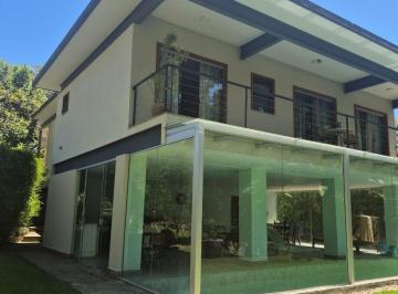 Casa · 395m² · 1 Quarto · 9 Vagas · Casa em Carangola, Petrópolis/RJ de 395m² 1 quartos à venda por R$ 2.300.000,00