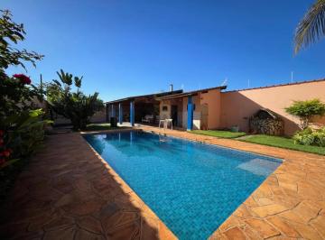 Casa · 600m² · 3 Quartos · 5 Vagas · Casas Residenciais Padrão em Jardinópolis