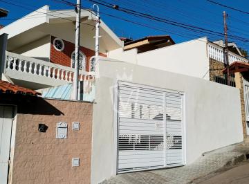 Casa · 241m² · 2 Quartos · 2 Vagas · Casa à Venda Em Rua Sem Saida Vila Aparecida Jundiai/Sp