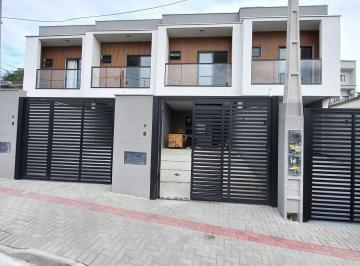 Casa · 98m² · 3 Quartos · 2 Vagas · Sobrado à venda no bairro Bom Retiro - Joinville/SC