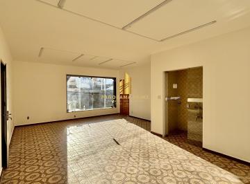 Comercial · 245m² · 6 Quartos · 3 Vagas · Casa Comercial com edícula 6 quartos p/ alugar no Baeta Neves –245 m² – 4 banhei