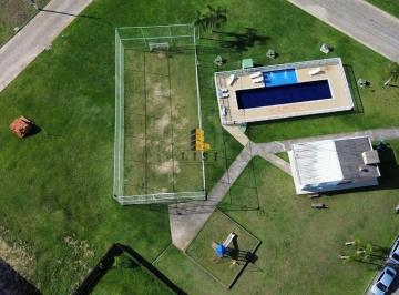 Terreno · 724m² · Terreno à venda em condomínio fechado em Bombinhas SC.