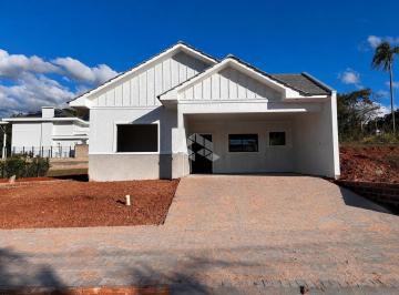 Casa · 147m² · 3 Quartos · 2 Vagas · Casa 03 dormitórios (01 suíte) no Green Village, Bairro Country!