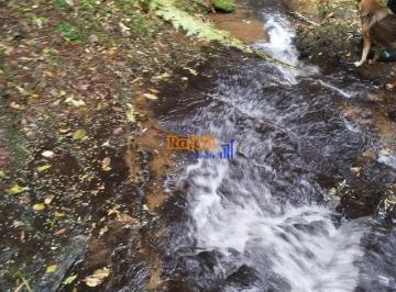r1azlcy2ogzjzmi2owm5odc1_md · Seu paraíso na serra! Chácara com lindas cachoeiras, maravilhosa vista!