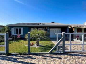 Casa · 142m² · 3 Quartos · 2 Vagas · Casa a venda em Xangri Lá