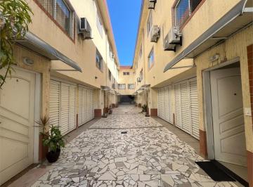 Casa · 100m² · 2 Quartos · 2 Vagas · Casa com 2 quartos à venda em Vila voturua - SP