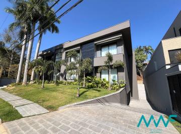 Casa · 1090m² · 5 Quartos · 10 Vagas · Casa Nova a Venda no Residencial Alphaville 1 - Vista Mata!
