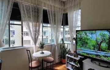 Apartamento · 60m² · 2 Quartos · Apartamento : / Residencial / Copacabana