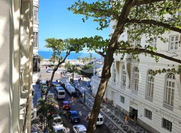 Apartamento · 135m² · 3 Quartos · 1 Vaga · Apartamento reformado 3 quartos quadra da Praia, vista mar, em Copacabana, Rio d
