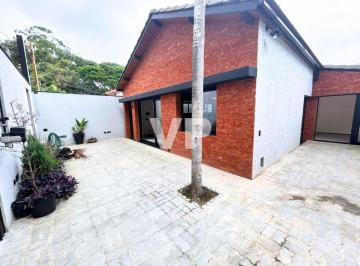 Esta charmosa casa térrea está situada em um bairro nobre e seguro - Alto da Boa · Casa com 3 Quartos, 3 Vagas em Bairro Nobre – Pronta para Morar