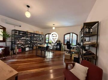 Casa · 218m² · 4 Quartos · 3 Vagas · Casa à Venda com 4 Quartos, 1 suíte, 3 vagas na Saúde – São Paulo/SP
