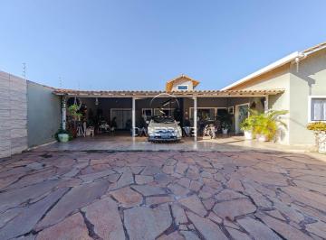 Casa de 3 quartos, Núcleo Bandeirante · CASA QUADRA 3 PARKWAY