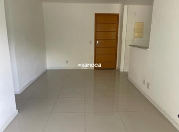 Apartamento Venda 80m² de 2 quartos · Apartamento 2 Quartos c Varanda e Vaga  Condomínio com Segurança 24h e Lazer Completo