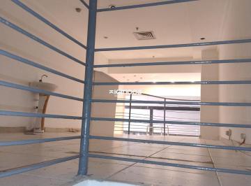 Excelente oportunidade de investimento! Estamos oferecendo uma loja para venda,  · LOJA NO BARRA GARDEN