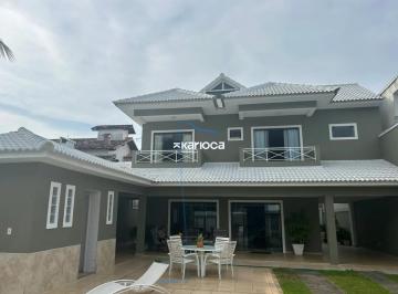 Esta encantadora casa está localizada no condomínio Interlagos de Itauna, um esp · Casa em condomínio fechado na Barra da Tijuca