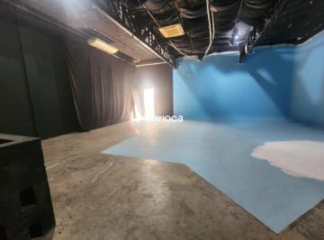 Comercial · 736m² · 1 Quarto · 4 Vagas · Prédio super bem localizado com estrutura de gravação no Coração da Barra Olímpica e de fácil acess