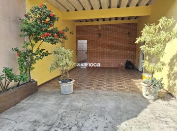 Pechincha localização privilegiada próximo a Linha Amarela e Batalhão da Polícia · Casa linear vazia rua residencial quintal varanda 3 quartos suite 2 vagas residencial e comercial pr