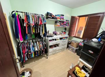 Descubra o conforto e exclusividade neste encantador imóvel duplex, situado no r · Casa 4 quartos  320 metros em condomínio fechado na Freguesia Jacarepaguá  Capim Melado