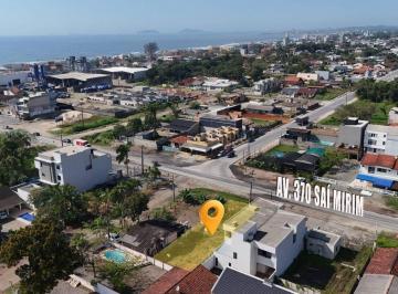 Terreno · 360m² · Terreno comercial na Avenida Saí Mirim com 360,00m² em Itapoá/SC