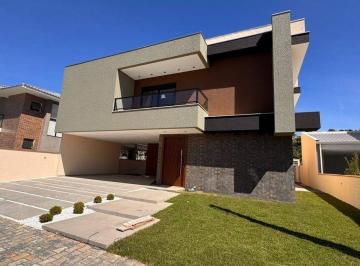 Casa · 281m² · 4 Quartos · 2 Vagas · Sobrado no Condomínio South Beach em Itapoá SC. De R$2.700.000,00 por R$2.300.000,00!