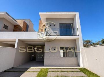 Casa · 151m² · 3 Quartos · 2 Vagas · Sobrado com Ótimo Acabamento na Barra do Sai Á 290 Metros da Praia em Itapoá/Sc