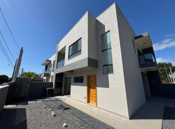 Casa · 141m² · 3 Quartos · 2 Vagas · Sobrado com 03 Dormitórios á 150 Metros da Praia em Itapoá-SC