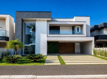 Casa · 261m² · 3 Quartos · 2 Vagas · Excelente sobrado mobiliado no Condomínio South Beach I em Itapoá/SC