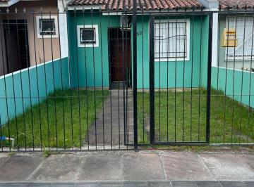 Casa · 37m² · 2 Quartos · 1 Vaga · Casa em Restinga