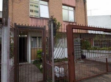 Apartamento · 25m² · 1 Quarto · Apartamento com 1 quarto e 25m² à venda em Santana, Porto Alegre.