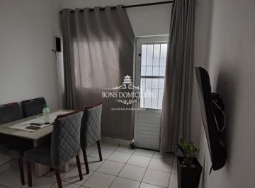 Sala · Casa à venda em Cotia-SP, Jardim Empirio - 2 quartos, 1 sala, 1 banheiro, 1 vaga coberta, 90,00 m² d