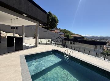 Casa · 292m² · 5 Quartos · 8 Vagas · Excelente casa duplex no Santo Antonio em Itaipu/Niterói.