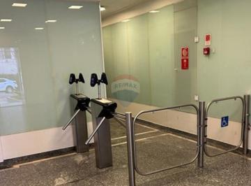 Comercial · 43m² · 1 Vaga · "Oportunidade Comercial para Alugar em Indianópolis:  2 WCs"
