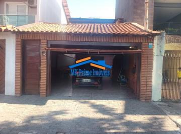 Casa · 186m² · 2 Quartos · 4 Vagas · Casa a Venda Bem Localizada em Quitauna