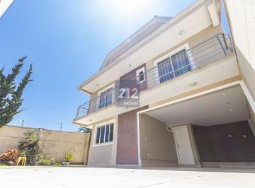 Casa · 274m² · 3 Quartos · 3 Vagas · Ótimo sobrado com três pavimentos, sendo o ático c