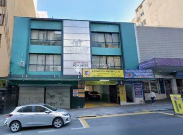 758722_im13j4R_758722690105f424f3f.jpg · Prédio comercial no bairro Centro Histórico