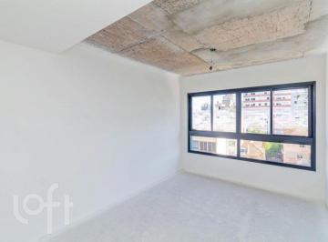 https:__pui.loft.com.br_listings_bd42a9dc-1196-4209-8942-a81689dccb36_photos_7b98bfda?preset=desktop · Apartamento à venda em Cidade Baixa com 46 m², 1 quarto, 1 vaga