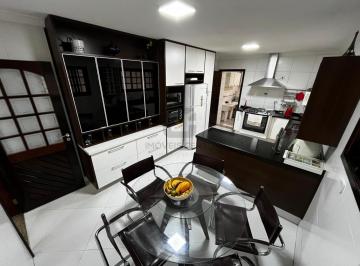 Foto 01 · Descubra esta incrível casa de 3 quartos no Jardim das Flores Osasco/SP! 195m² de conforto e qualid