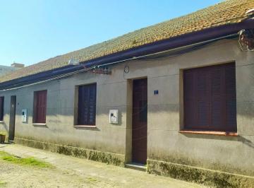 202510282008107703.jpeg · Casa para Venda em Rio Grande, Centro, 3 dormitórios, 1 banheiro, 1 vaga