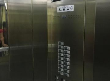 Elevador · Sala Comercial em São Paulo - Sé