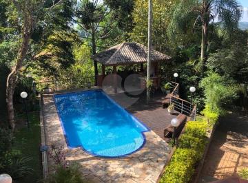 Casa · 269m² · 3 Quartos · 4 Vagas · Condomínio com 3 quartos à venda em Caraguatá - SP
