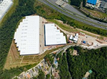 Comercial · 1849m² · 10 Vagas · Galpão à venda em Batistini - SP