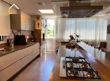 Apartamento · 233m² · 3 Quartos · 3 Vagas · Apartamento com 3 quartos à venda em Glória - SC
