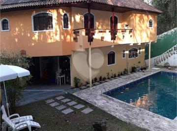 Casa · 915m² · 6 Quartos · 12 Vagas · Condomínio com 6 quartos à venda em Caraguatá - SP