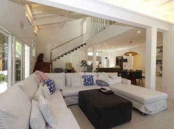 Casa · 572m² · 5 Quartos · 3 Vagas · Casa com 5 quartos à venda em Juquehy - SP