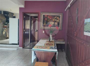 Casa · 250m² · 4 Quartos · 6 Vagas · Sobrado com 4 quartos à venda em Olho d'água - SP