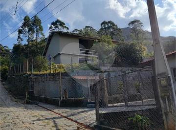 Casa · 250m² · 4 Quartos · 6 Vagas · Sobrado com 4 quartos à venda em Olho d'água - SP