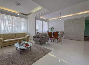Apartamento · 160m² · 4 Quartos · 2 Vagas · Apartamento reformado com 04 quartos(02 suítes) no bairro Carmo